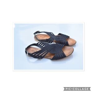 New Matic sandals